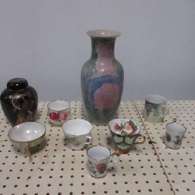 Lot 49 - Porcelain Chinaware & Vase 
