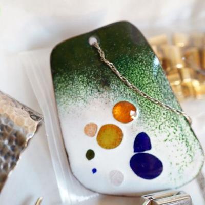 #6-7 Modernistic style jewelry to include enameling over silver 