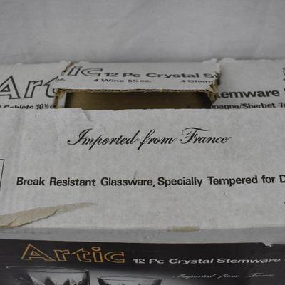 Vintage Crystal Stemware, Boxed Set of 12: 4 Goblets 4 Wine 4 Champagne/Sherbet