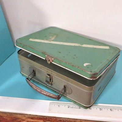 Vintage GREEN Lunchbox