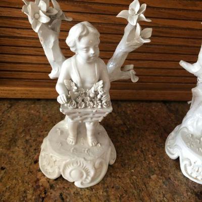 White figurines