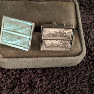 Men's cufflinks set of two