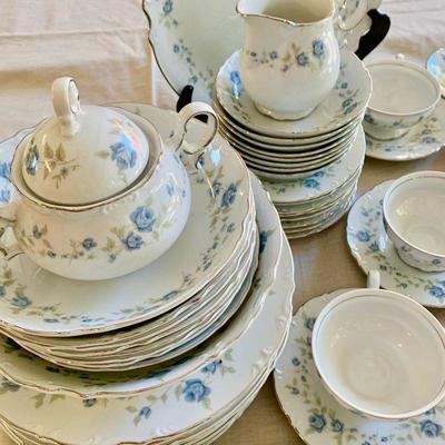 LOT 52  MIKASA SET OF DISHES ROSE MELODY SERVICE FOR 8