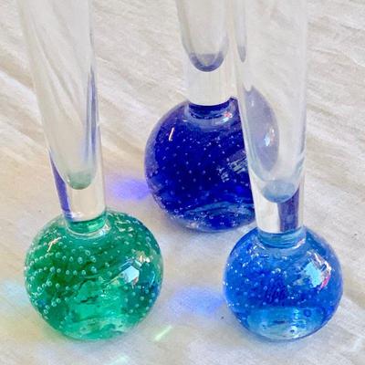 LOT 57   MCM GROUP OF 3 HEAVY GLASS BUD VASES BUBBLED BASE
