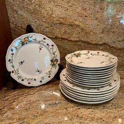 LOT 58  LUNCHEON & DINNER PLATES COUNTRY POPPYTRAIL METLOX QUAIL RIDGE