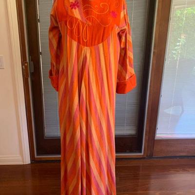 IB 49 VINTAGE ORANGE/PINK CAFTAN MEXICO