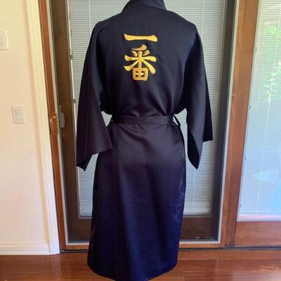 IB 52  NAVY POLYESTER KIMONO ASIAN EMBROIDERED CHARACTERS