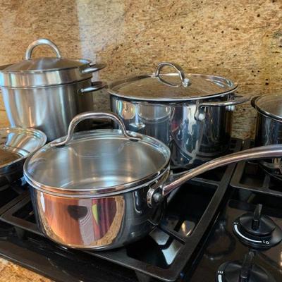 LOT 63 GROUP OF STAINLESS STEEL COOK WARE VARIOUS BRANDS