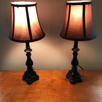 Lot #5 Dresser with Pair of Small Table Lamps