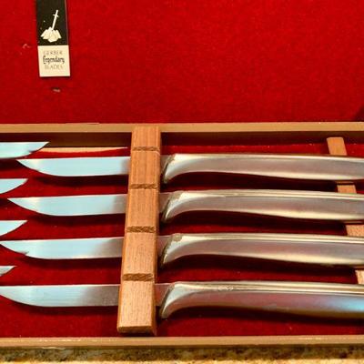 LOT 80  VINTAGE GERBER SET OF STEAK KNIVES