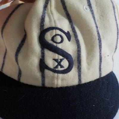White sox actual vintage cap with real leather band.
