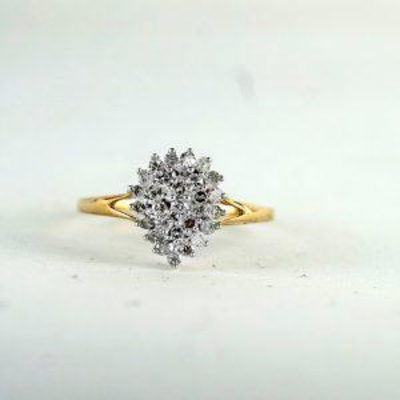 yellow gold diamond ring
