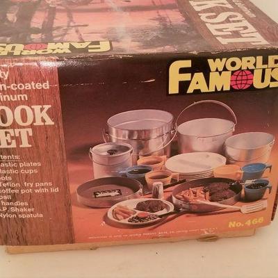 Lot #67  World Famous 6 piece Telflon Outdoor Cookset - Gently used