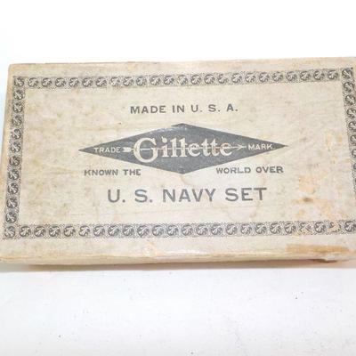 "Gillette U.S. Navy Set " Razor set.