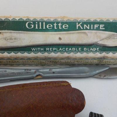 " Vintage Gillette Knife" with box.