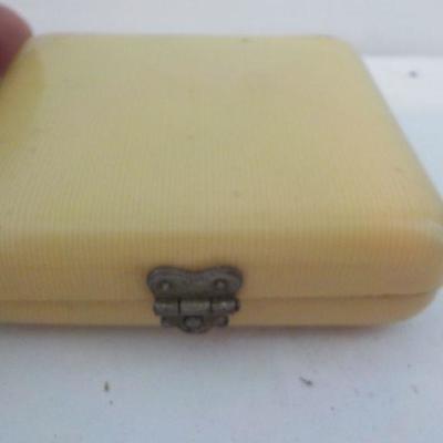 "Antique Ever Ready Razor" with case. 