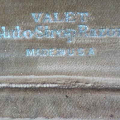 " Valet Auto Strap Razor.".