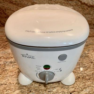 LOT 99  RIVAL STEAMER NEVER USED COOKWARE