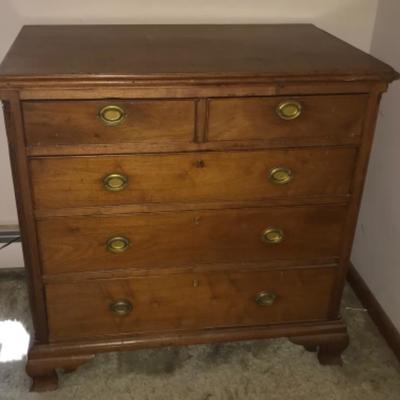 Lot #15 Antique Mahogany Dresser
