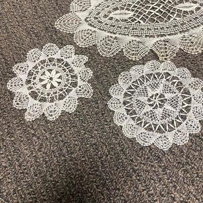 11 Vintage Fine Doilies