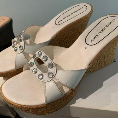 IB 61. VINTAGE DESIGNER SLIP ON WEDGE SANDALS   