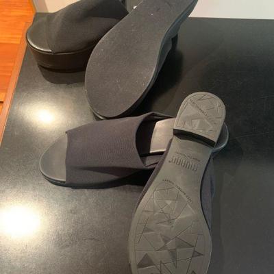  IB 62B   OPEN TOE ELASTIC SLIDES PLATFORM STEVE MADDEN 