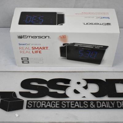 Emerson SmartSet Projection Alarm Clock Radio with USB Charging, Open Box - New