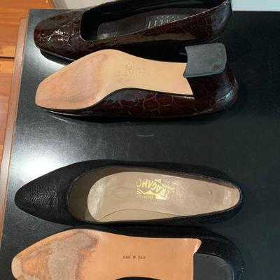 IB 78  TWO PAIRS LIZARD/ALLIGATOR  ITALIAN MADE SHOES FERRAGAMO & AMALFI SIZE 9