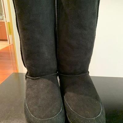 IB 80A  UGGS KNOCK OFFS WINTER BOOTS SIZE 9W