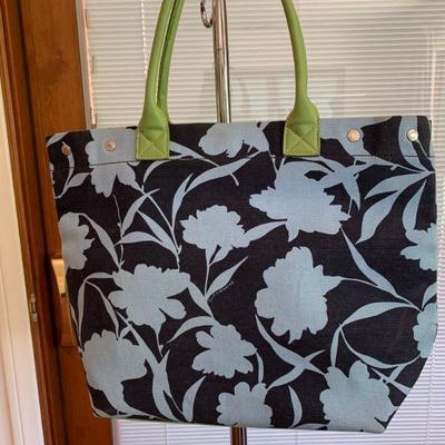 IB 91  LIZ CLAIBORNE CLOTH TOTE BAG
