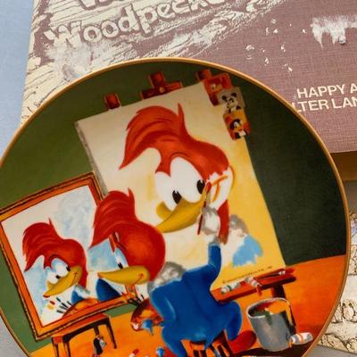 LOT 125  s/n WOODY WOODPECKER COLLECTER'S PLATE TRIPLE VISION SELF PORTRAIT