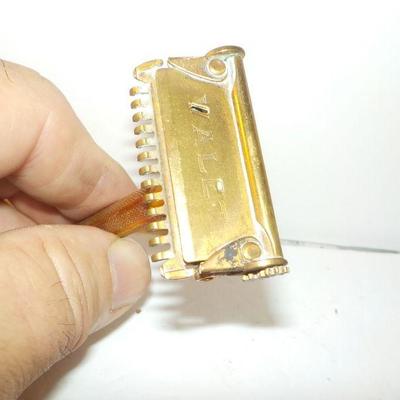 Antque "Valor Razor".
