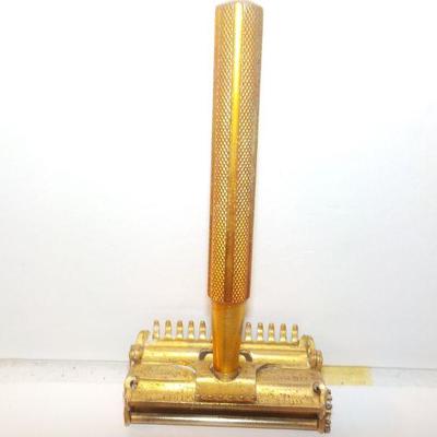 Antque "Valor Razor".