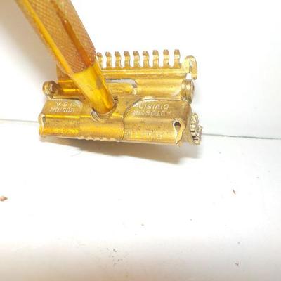 Antque "Valor Razor".