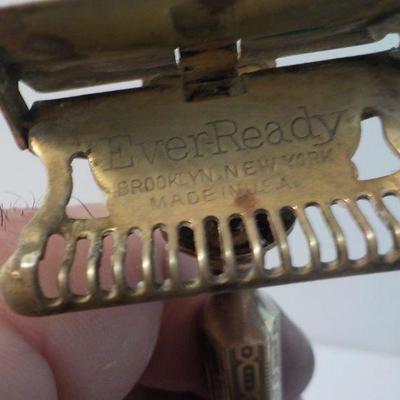"Antique Ever Ready Razor" 1900's.