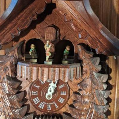 RARE Goebel Hummel Dancing Figurines Musical Cuckoo Clock