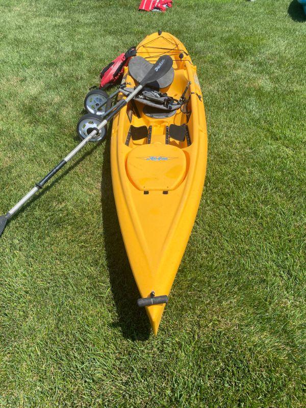 Lot 538 Hobie Quest Kayak with Paddle, Life Jacket and Cart
