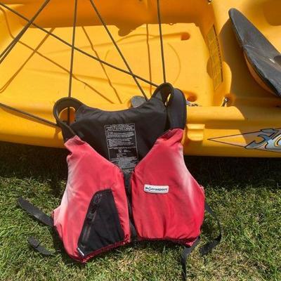 Lot # 538 Hobie Quest Kayak with Paddle, Life Jacket and Cart 