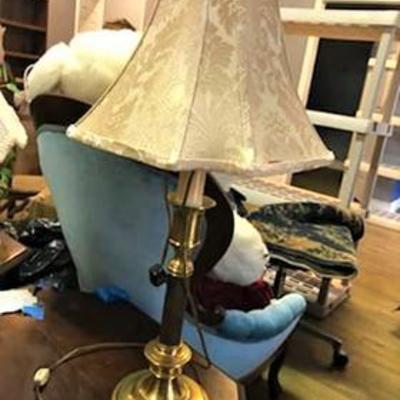 Brass lamp with accent