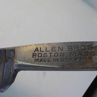 German Straight edge razor and vintage shaving brush.