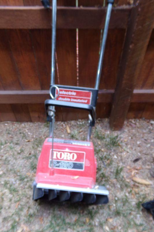 LOT 80 TORO ELECTRIC SNOW SHOVEL