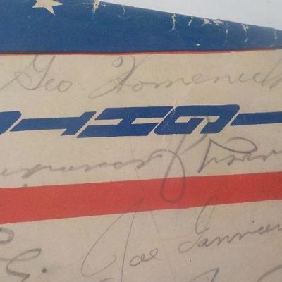 " Pro Hockey Magazine 1946 to 1947 Greats' Signed on cover by players.