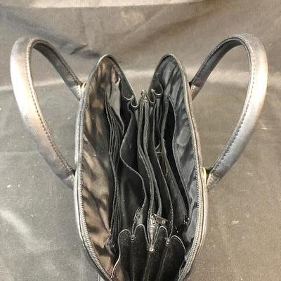 Black Giani Bernini Single Zipper Hand Bag