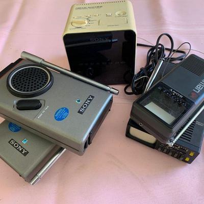 LOT 180  GROUP OF VINTAGE SONY ELECTRONICS