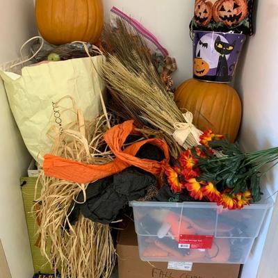 BEST FOR LAST! ROOM FULL OF CHRISTMAS EASTER & HALLOWEEN DECORATIONS