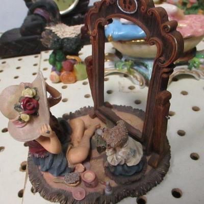 Lot 74 - Clocks & Other Knick Knacks 