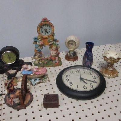 Lot 74 - Clocks & Other Knick Knacks 