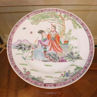 Vintage Chinese Porcelain Plate Set (5)
