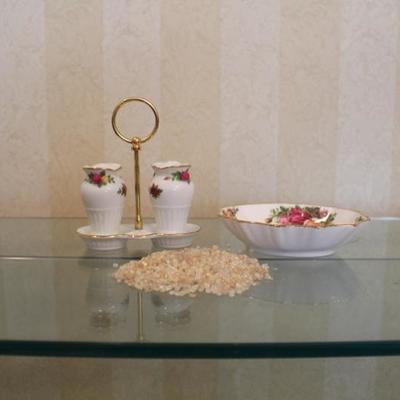 Royal Alpert Old Country Rose Set