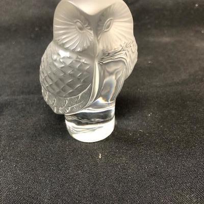 Lalique Frosted Crystal Owl Figurine Paperweight